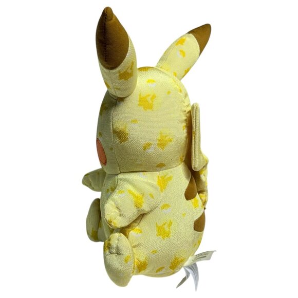 Pokemon Pikachu Plush 20th Anniversary Toy R Us Exclusive 8" Stuffed Animal Tomy - Picture 4 of 7